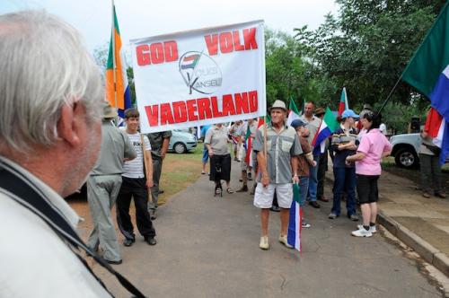 MHN4093-2011-10-29-at-10-10-01