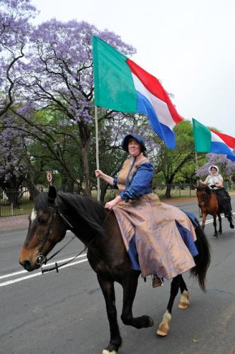 MHN4099-2011-10-29-at-10-10-48