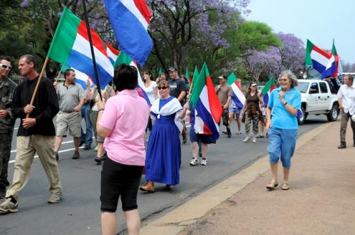 MHN4107-2011-10-29-at-10-11-54