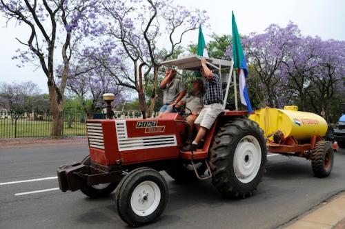 MHN4116-2011-10-29-at-10-12-45