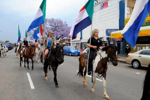 MHN4147-2011-10-29-at-10-20-12