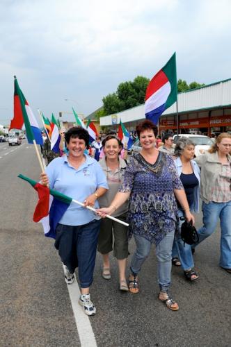 MHN4166-2011-10-29-at-10-23-55