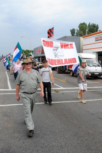 MHN4171-2011-10-29-at-10-25-30