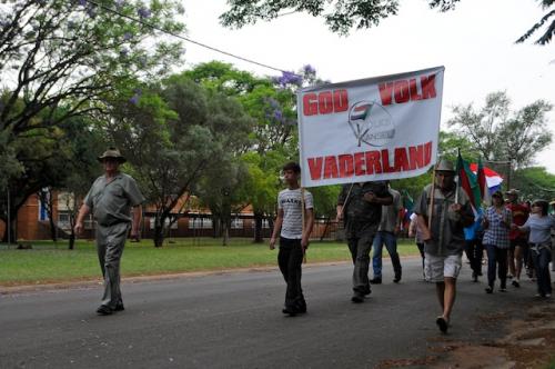 MHN4228-2011-10-29-at-10-36-38